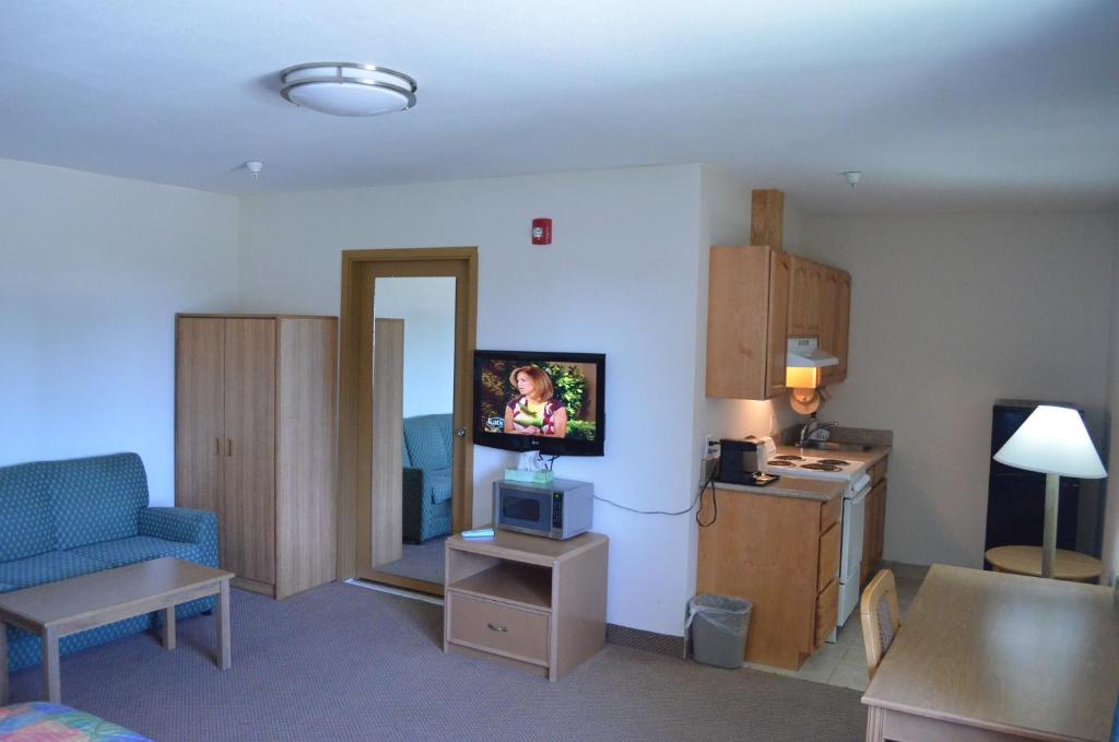 Knights Inn Quincy image 15